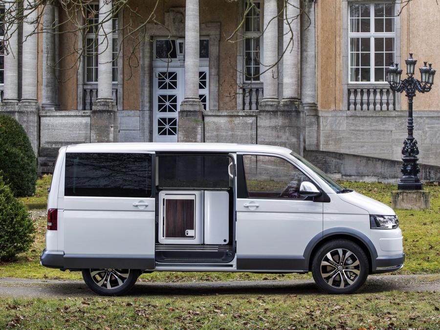  Volkswagen Multivan Alltrack Concept 2014 года  (фото 14 из 18)